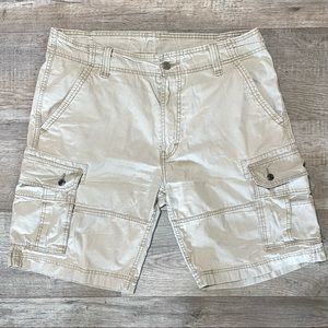 Levi’s Beige Cargo Shorts Size 36